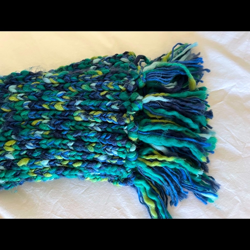 Chunky Knit Multi-Colored Scarf - Picture 3 of 7
